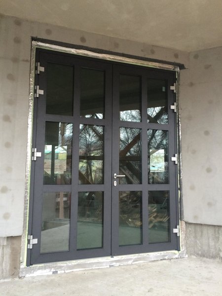 Aluminium Glass -  Confectii si montaj tamplarie de aluminiu si PVC